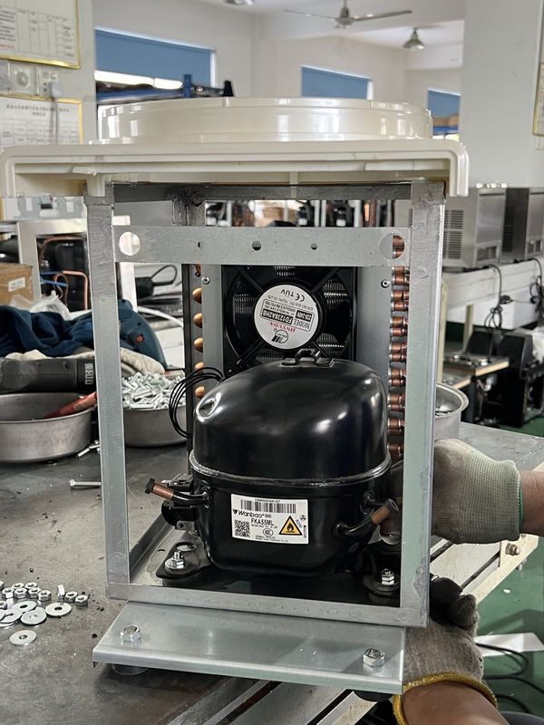 Factory Price  Hot Sell 27L Big Capacity Electric Juice Dispenser Machine Restaurant Equipment